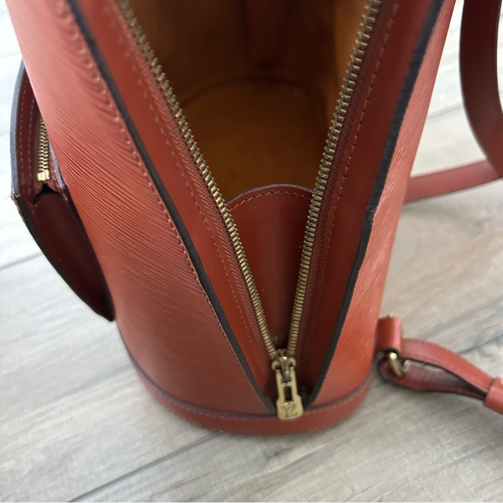 Vintage Louis Vuitton Gobelins Kenyan Fawn Brown Epi Leather GM Backpack - Picture 15 of 15
